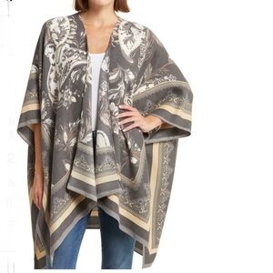 Vince Camuto Paisley Supersoft Topper Wrap